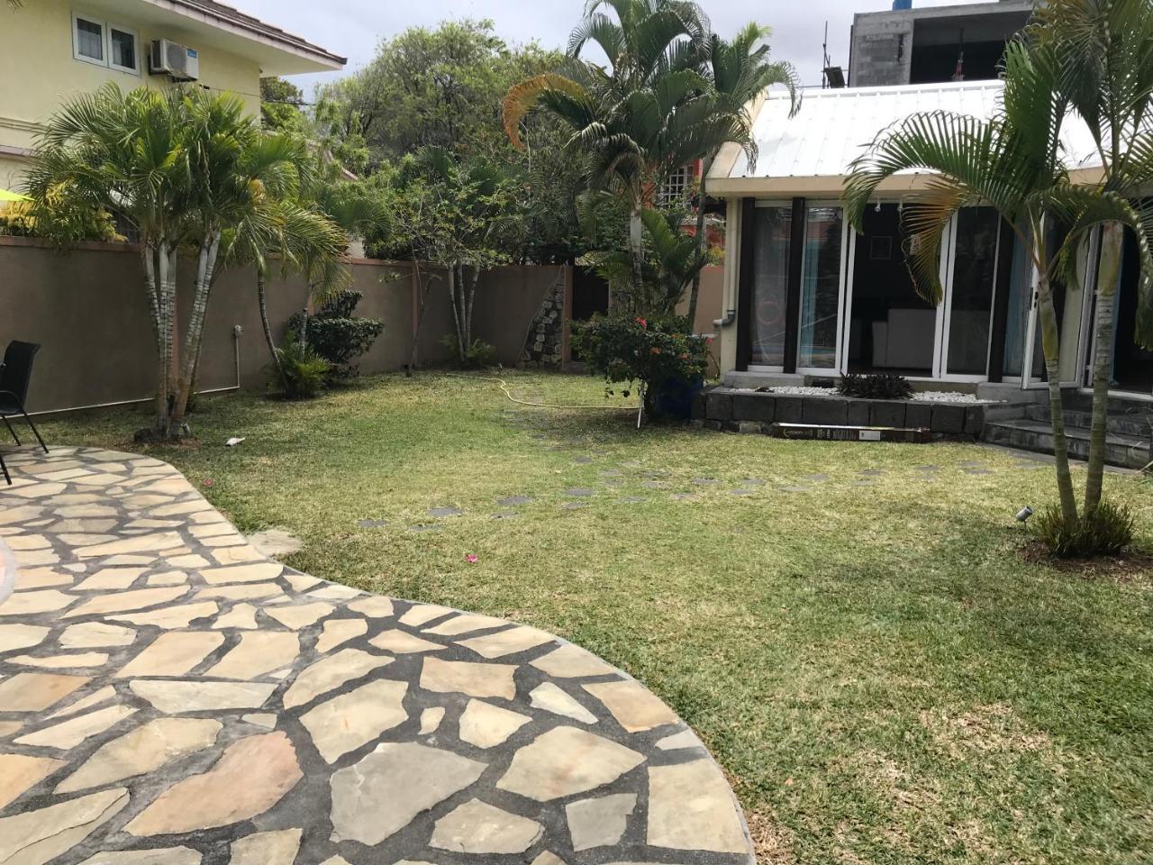 בלו ביי H&K Villa מראה חיצוני תמונה